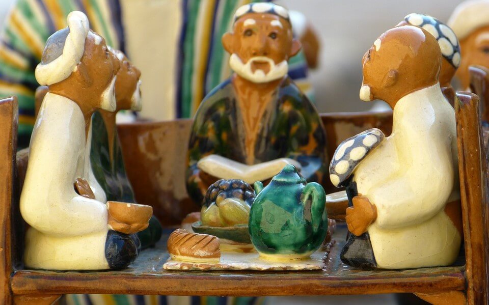 te chai propiedades, Ancianos Tomando te, figuras ceramica, notas naturales