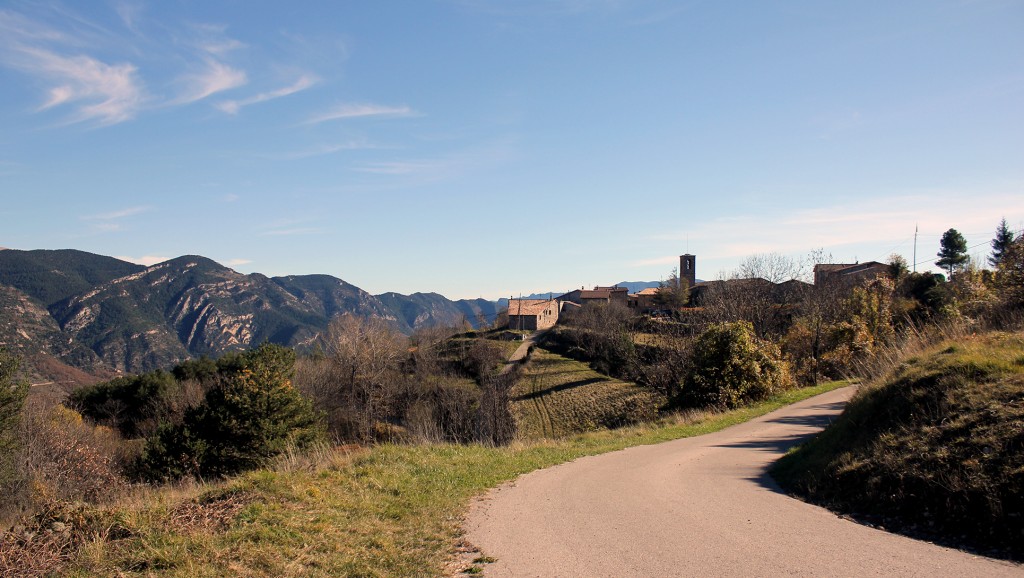 Trementinaires tuixent, paisaje vall vansa, notas naturales, pueblo, montaña