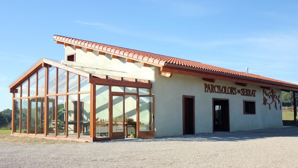 parques de aromas, edificio bioconstruccion, parc de les olors, notas naturales